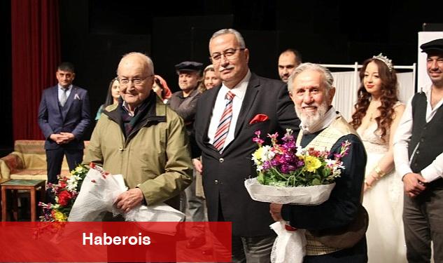 Aydın Büyükşehir Belediyesi Kent Tiyatrosu Dünya Tiyatro Haftası'nı Birbirinden Hoş Oyunlarla Kutladı - Haberois Aydın Büyükşehir Belediyesi Kent Tiyatrosu Dünya Tiyatro Haftası'nı Birbirinden Hoş Oyunlarla Kutladı