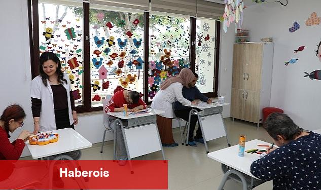 Depremzede özel bireyler Mola Konutu'nda moral buluyor