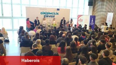 İzmir'de Türkiye'nin Birinci "Lise Girişimcilik Zirvesi" Gerçekleştirildi