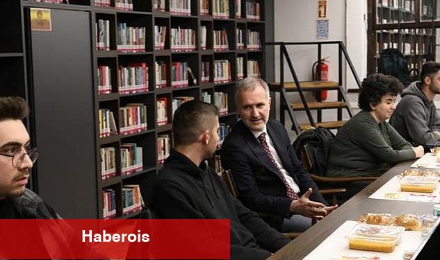 Lider Taban Nöbetçi Kitaphanenin İftar Sofrasında Gençlerle Buluştu - Haberois Lider Taban Nöbetçi Kitaphanenin İftar Sofrasında Gençlerle Buluştu