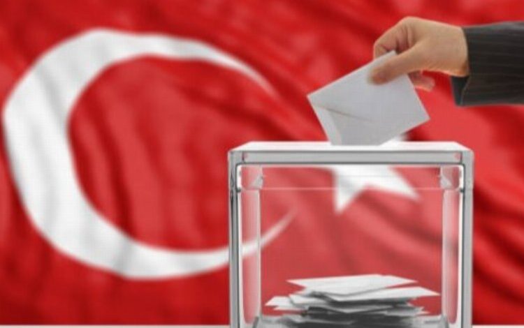 Parti genel merkezlerinde fırtına öncesi sessizlik - Haberois Parti genel merkezlerinde fırtına öncesi sessizlik