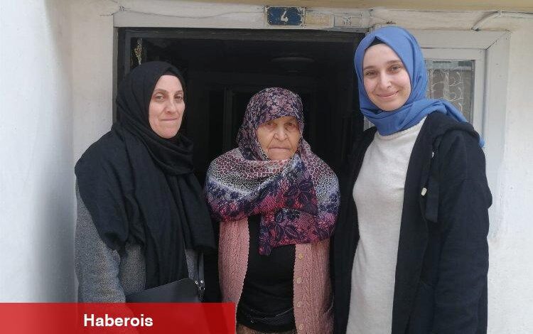AK Kadınlar Pazaryeri’nde yaşlıları unutmadı - Haberois AK Kadınlar Pazaryeri’nde yaşlıları unutmadı