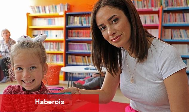 Başkan Böcek'ten kitapsever gençlere hediye - Haberois Başkan Böcek'ten kitapsever gençlere hediye