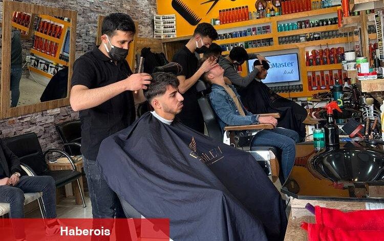 Berberlerde ‘Bayram mesaisi’ erken başladı - Haberois Berberlerde ‘Bayram mesaisi’ erken başladı
