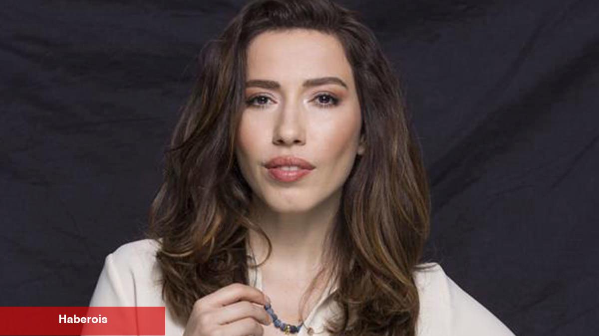 Burcu Güneş'ten herkesi şaşırtan anne itirafı: "Annemin meskeni araması yasaktı"