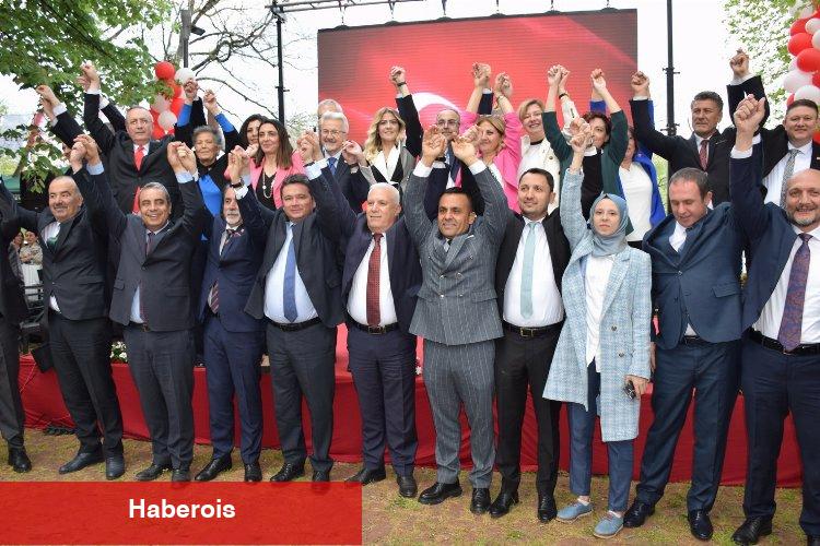 CHP Bursa'da bayramlaşma coşkusu