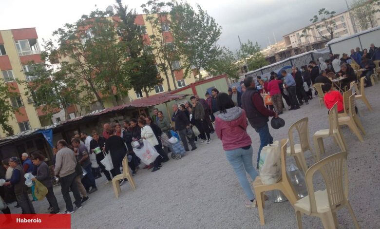 Deprem Kentlerinde Bayramın Adı Yok! (Özel Haber) - Haberois Deprem Kentlerinde Bayramın Adı Yok! (Özel Haber)
