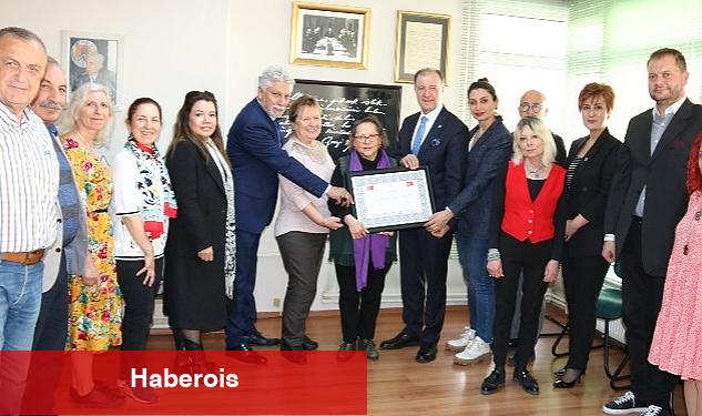"Dil ve üslup sorunu ekonomiden de büyük bir sorun" - Haberois "Dil ve üslup sorunu ekonomiden de büyük bir sorun"