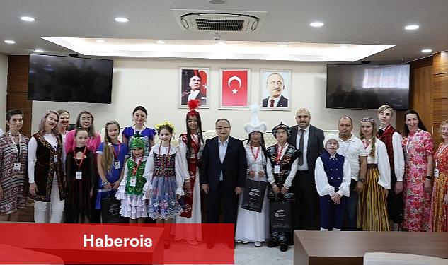 Dünya çocuklarından Büyükşehir'e ziyaret - Haberois Dünya çocuklarından Büyükşehir'e ziyaret