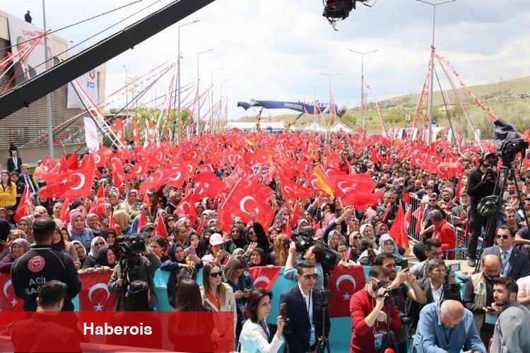 Fuat Oktay: Daha çok panikleyeceksiniz!