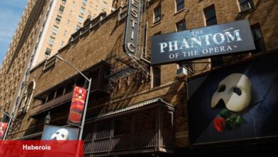 Hayranlar, 'Phantom' Rekor Bir Broadway Koşusunu Bitirirken Toplanıyor