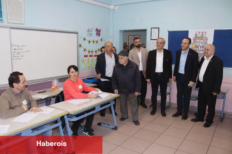 İzmit'te oy kullanan soydaşlar unutulmadı