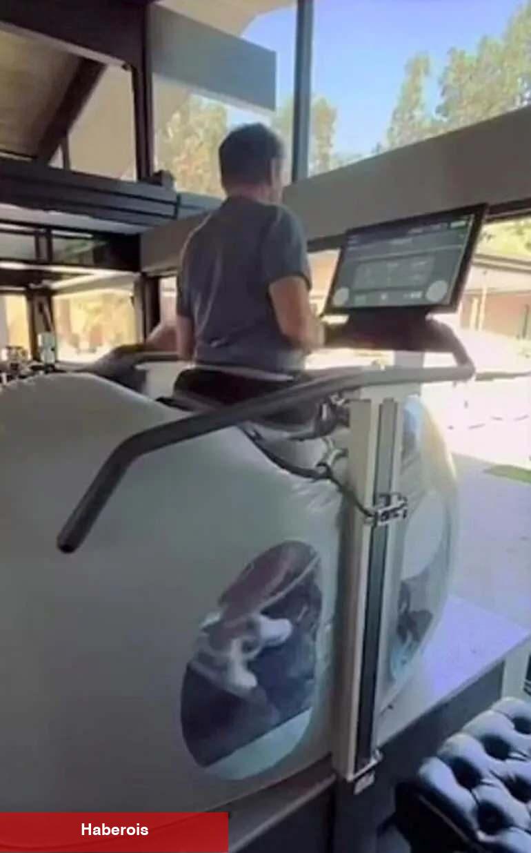 Kar küreme aracının altında kalan Jeremy Renner'dan kırmızı halı sürprizi!