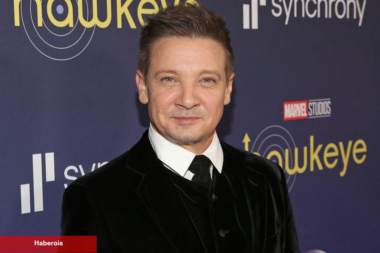 Kar küreme aracının altında kalan Jeremy Renner'dan kırmızı halı sürprizi!