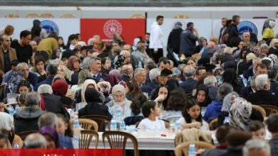 Kayseri bürokrasisi gazi ve depremzedelerle iftarda buluştu
