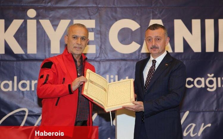 Kocaeli afet bölgesinden elini çekmiyor - Haberois Kocaeli afet bölgesinden elini çekmiyor