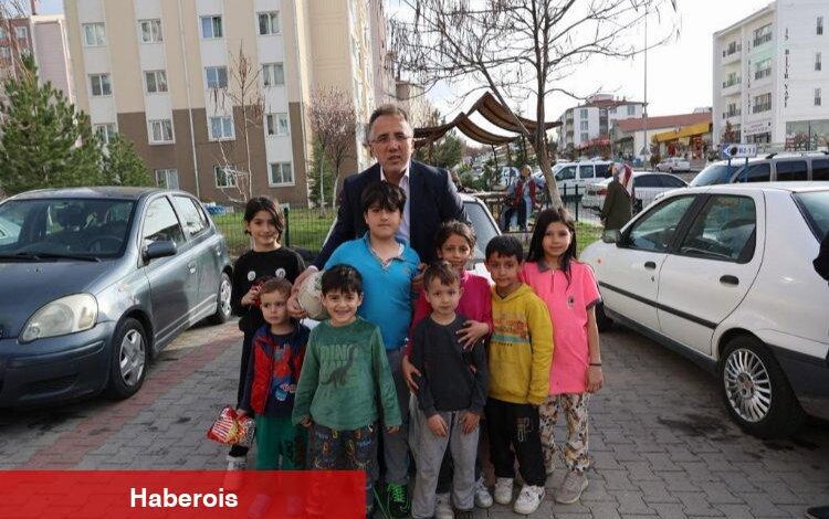 Mehmet Savran sahaya indi - Haberois Mehmet Savran sahaya indi