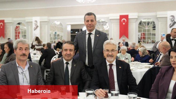 Mesut Şehitoğlu, şehit ailelerine kelam verdi