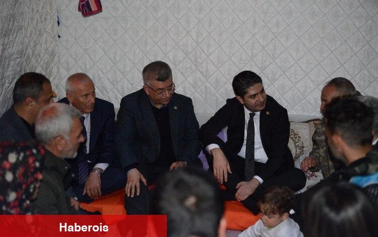 MHP'li Özdemir Kahramanmaraş'ta depremzede vatandaşlarla iftar yaptı - Haberois MHP'li Özdemir Kahramanmaraş'ta depremzede vatandaşlarla iftar yaptı