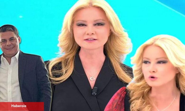 Müge Anlı'nın elinde yapıştırıcı patladı! Parmakları birbirine yapışan sunucu... - Haberois Müge Anlı'nın elinde yapıştırıcı patladı! Parmakları birbirine yapışan sunucu...