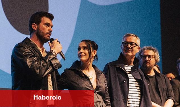 Netflix'in Yeni Filmi Boğa Boğa'nın Prömiyeri 42. İstanbul Film Festivali'nde Gerçekleşti - Haberois Netflix'in Yeni Filmi Boğa Boğa'nın Prömiyeri 42. İstanbul Film Festivali'nde Gerçekleşti