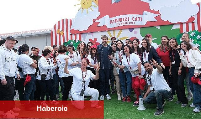 Sefo ve Ünlü Oyuncular Kırmızı Çatı Çocuk Destek Merkezi Açılışında Çocuklara Keyifli Anlar Yaşattı - Haberois Sefo ve Ünlü Oyuncular Kırmızı Çatı Çocuk Destek Merkezi Açılışında Çocuklara Keyifli Anlar Yaşattı