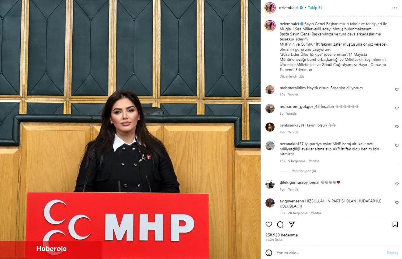 Seksenler dizisinin yıldızı Hasret Balcı MHP'den milletvekili adayı oldu! Kürsüden birinci poz geldi