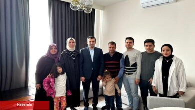 Selçuk Bayraktar ile eşi Sümeyye Erdoğan depremzede ziyaretinde bulundu