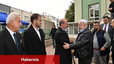 Selçuklu Belediye Başkanı Ahmet Pekyatırmacı, Cuma buluşmaları kapsamında Mobilyacılar Sitesinde vatandaşlar ile bir araya geldi