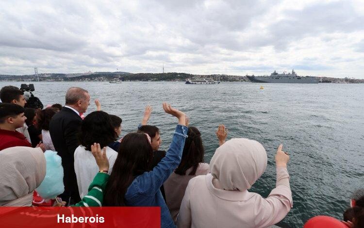TCG Anadolu Erdoğan’ı selamladı - Haberois TCG Anadolu Erdoğan’ı selamladı