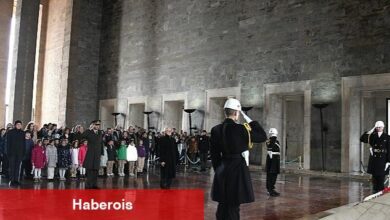TEGV Cumhuriyet'in 100.yılında Atatürk'ün Huzurunda