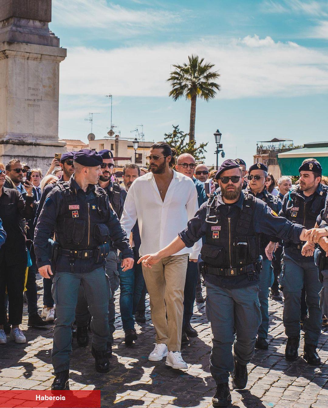 Türkiye'yi terk edip İtalya'da hayat süren 33 yaşındaki Can Yaman polis müdafaasıyla yürüdü!