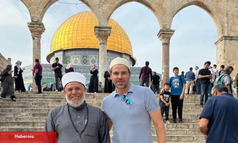 Ünlü aktör Reshad Strik Kudüs'ü ziyaret etti! "Geri döneceğim" - Haberois Ünlü aktör Reshad Strik Kudüs'ü ziyaret etti! "Geri döneceğim"