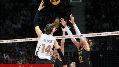 VakıfBank PTT'ye set vermedi