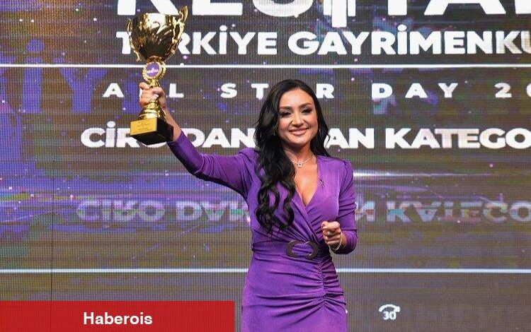 Yıldızların Resital'i! - Haberois Yıldızların Resital'i!