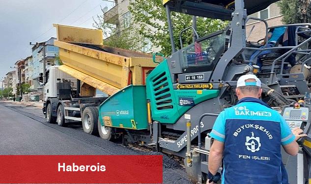 Yol Bakım Timi, Körfez Hamit Kaplan Caddesini asfaltladı - Haberois Yol Bakım Timi, Körfez Hamit Kaplan Caddesini asfaltladı