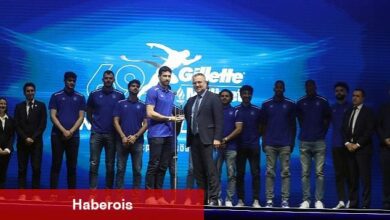 Anadolu Efes, 69.Gillette Milliyet Yılın Sporcusu Ödülleri "Yılın Takımı" ödülünün sahibi oldu