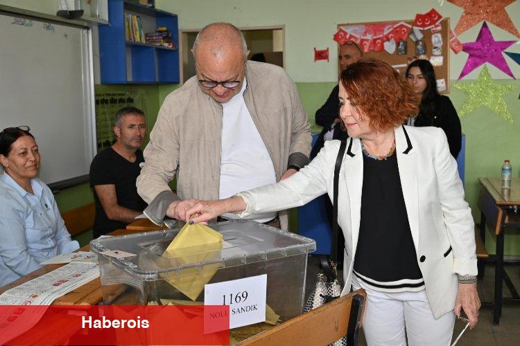 Başkan Ergün oyunu ailesiyle kullandı