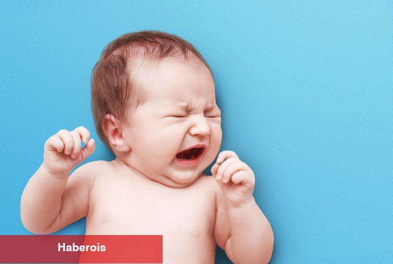 Bebekleri ayakta sallamak ziyanlı mı? Ayakta sallama alışkanlığı nasıl bırakılır?