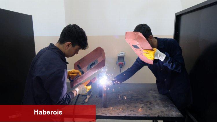 Bingöl’de fabrika gibi okul