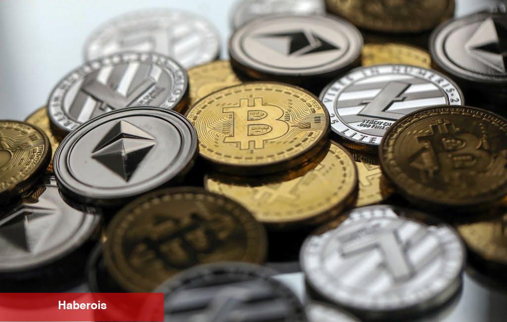 Bitcoin Çöküşlerini Bilen Analist: Bu 3 Altcoin Çakılabilir!