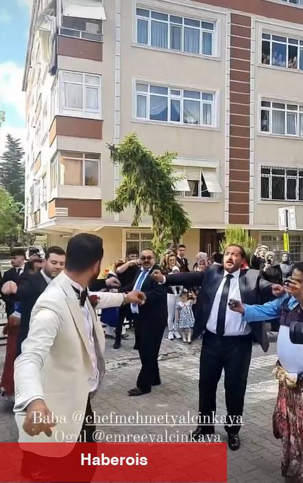 Bolulu Mehmet Yalçınkaya oğluyla karşılıklı göbek attı! Herkes şaştı kaldı
