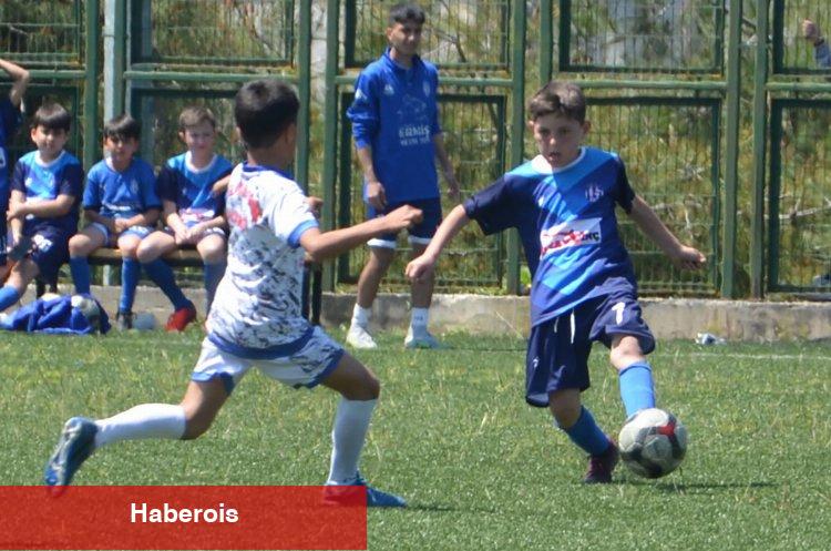 Bursa Ovaakçaspor'dan 'vefa' kupası