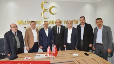 Bursa Yenişehir'de meclis üyesi MHP'ye katıldı