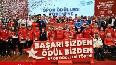 Bursa'da sporun yıldızlarına ödül yağdı