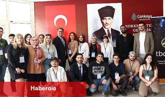 Çankaya'da Gençlere Bilişim Kampı - Haberois Çankaya'da Gençlere Bilişim Kampı