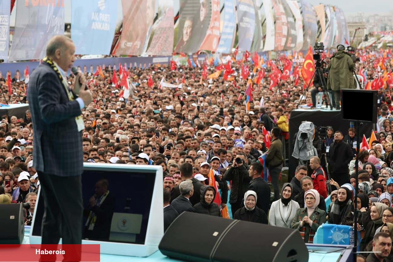 Emine Erdoğan AK Parti'nin Ankara mitinginden kareler paylaştı! "Büyük ve Güçlü Türkiye..."
