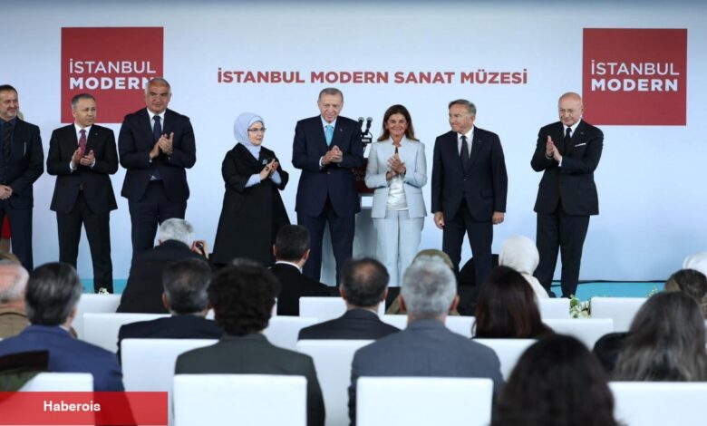 Emine Erdoğan İstanbul Modern'in yeni binasından duyurdu: Güzel olmasını diliyorum! - Haberois Emine Erdoğan İstanbul Modern'in yeni binasından duyurdu: Güzel olmasını diliyorum!