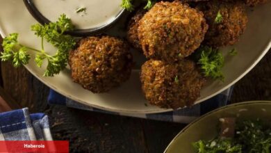 Falafelin içinde ne var? Bezelyeli falafel köfte tanımı