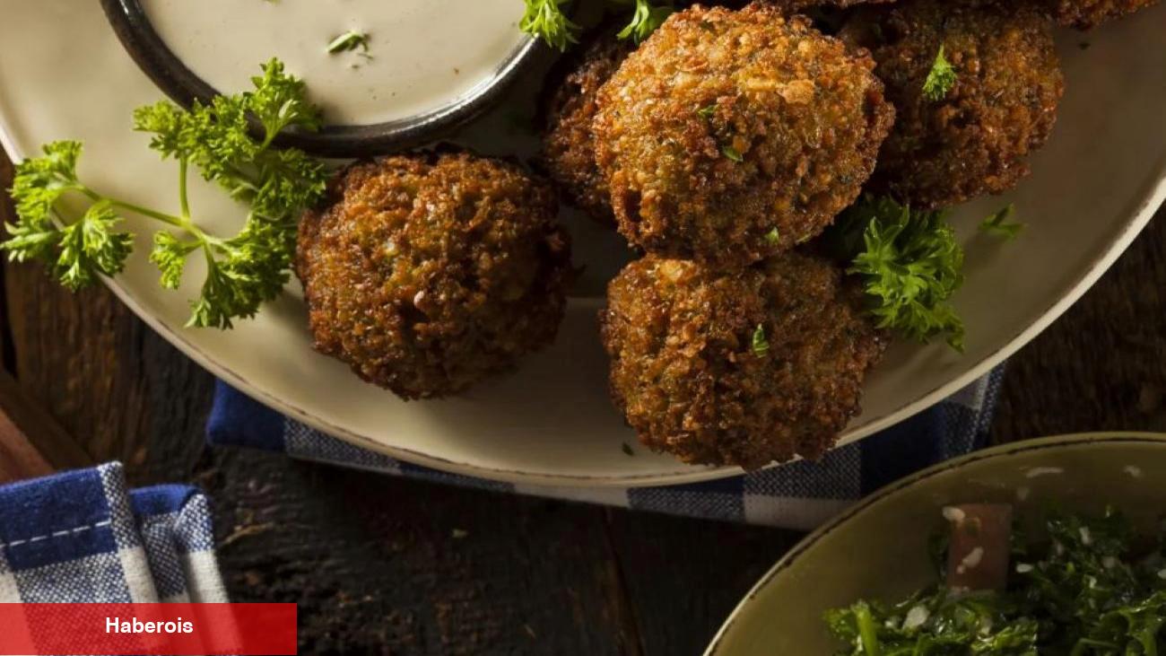 Falafelin içinde ne var? Bezelyeli falafel köfte tanımı